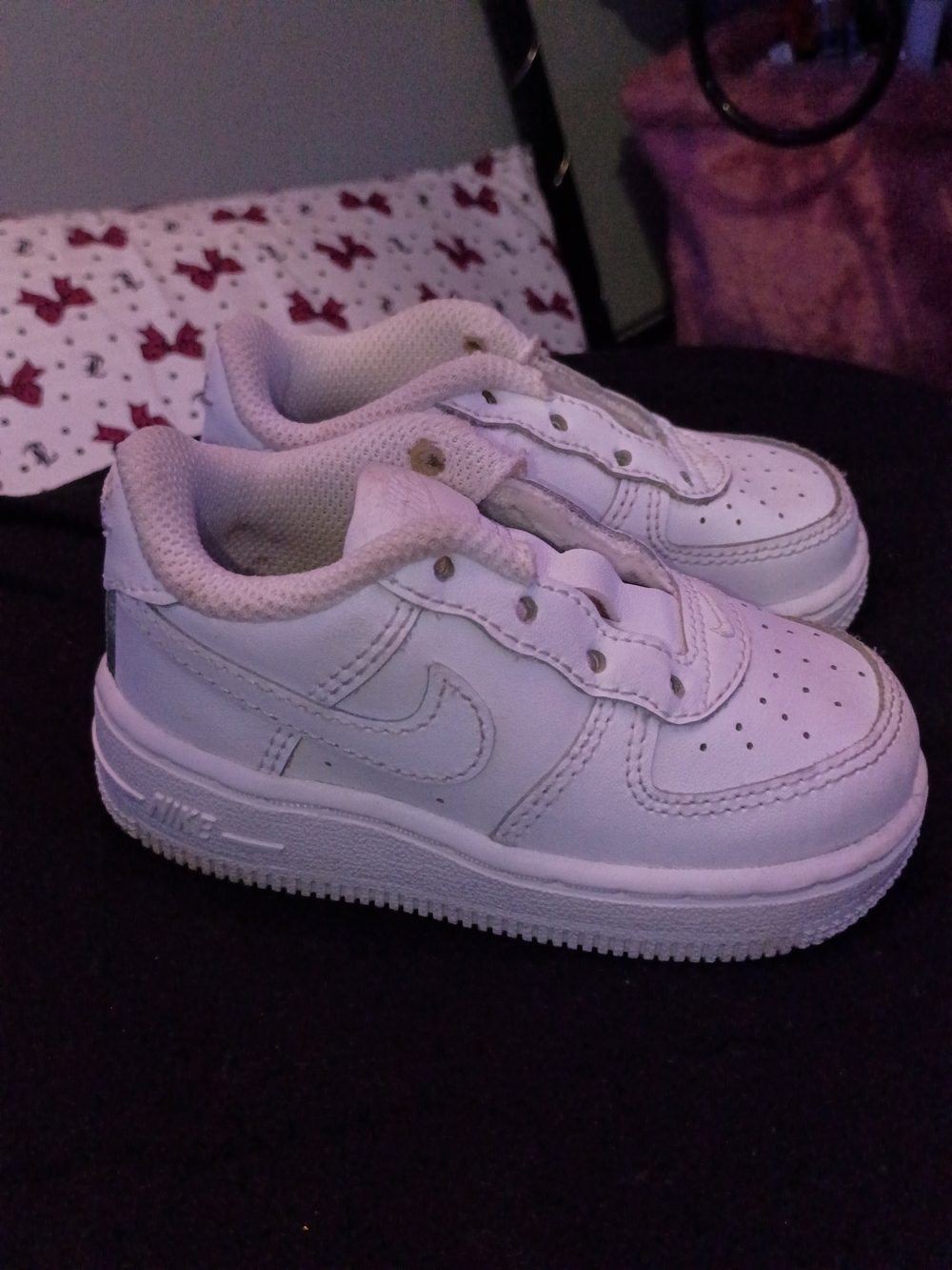 Nike Air Force 1 Kids' White Low-Top Sneakers